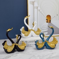 Factory Outlet Resin Crafts European Couples Swan Decorations Wedding Gifts